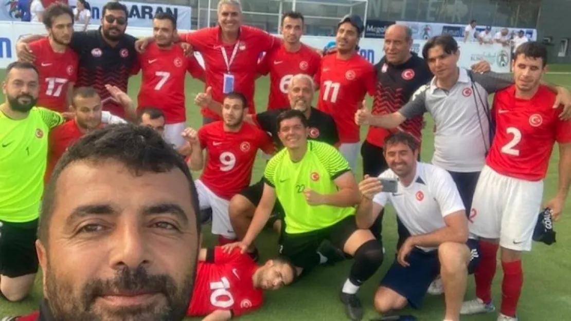 Sesi Görenler Milli Futbol Takımımız finale yükseldi!
