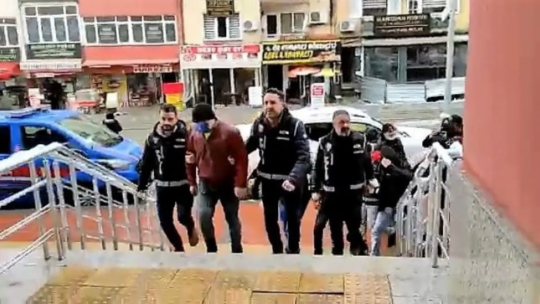 Silah kaçakçılığı operasyonunda 15 kişi tutuklandı