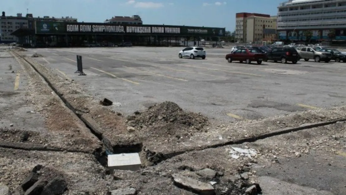 Şimdi de o ücretli otoparkta tadilat başladı!