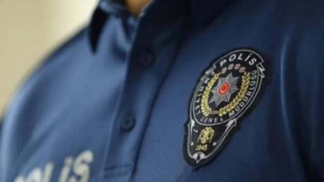 'Sınav sorularını verdiler, o sayede polis oldum'
