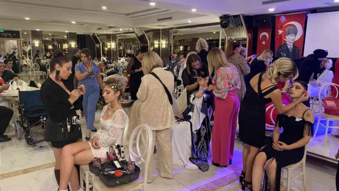 Gebze'ye gelen kuaförler kıyasıya yarıştı