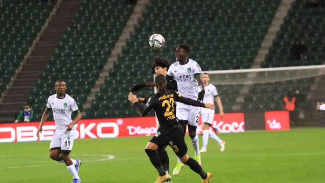 Kocaelispor 1-1 eriyor