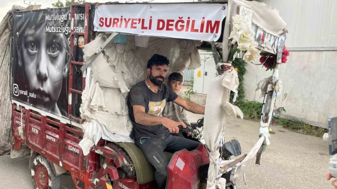 Suriyeli sanılmaktan korktu, motosikletine yazdı: Artık önümü kesmiyorlar