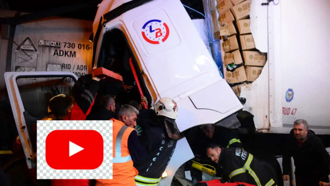Sürücü kağıt gibi ezilen tırda sıkışıp kaldı