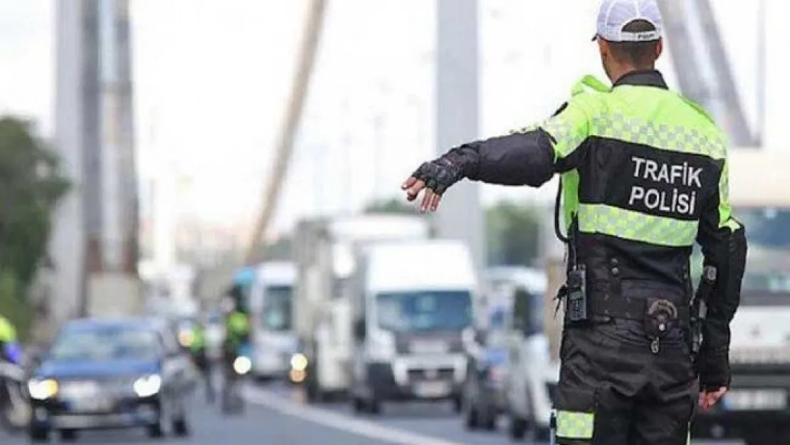 Sürücüler dikkat! İşte yeni trafik cezaları...