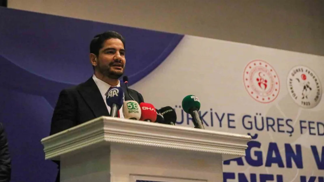 Taha Akgül, Türkiye Güreş Federasyonu başkanı seçildi