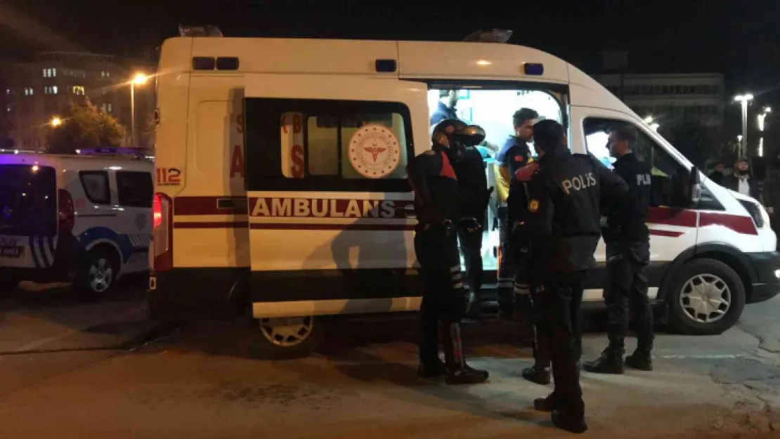 Bıçaklı saldırıya uğrayan kişi yaralandı