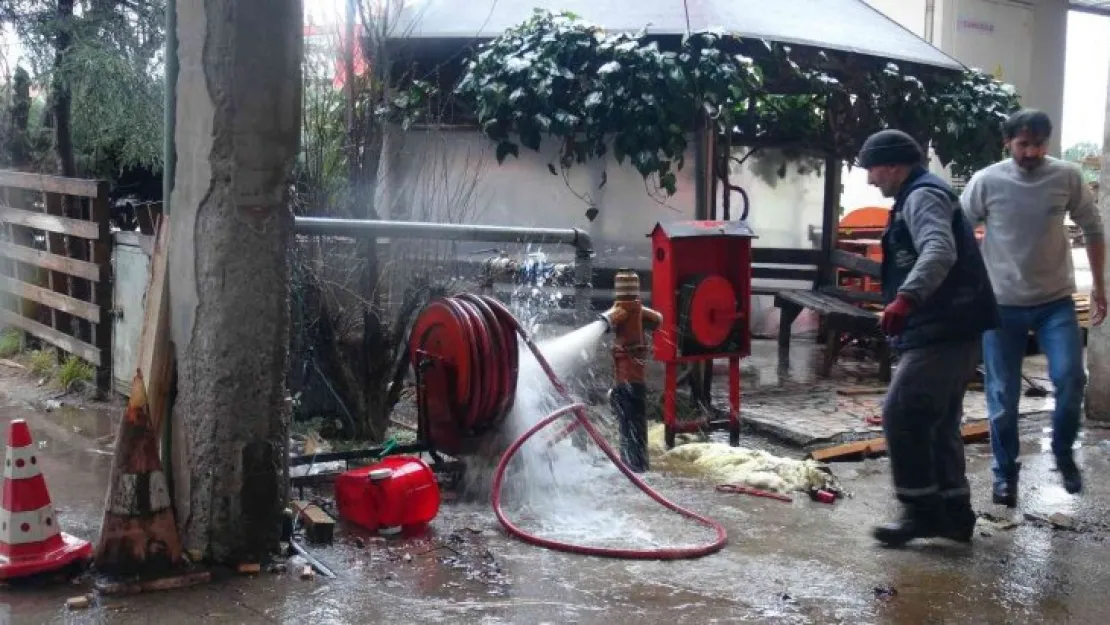 Talaş yüklü siloda yangın çıktı