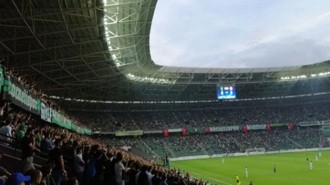 Taraftardan büyük tepki: 'Yönetim istifa'