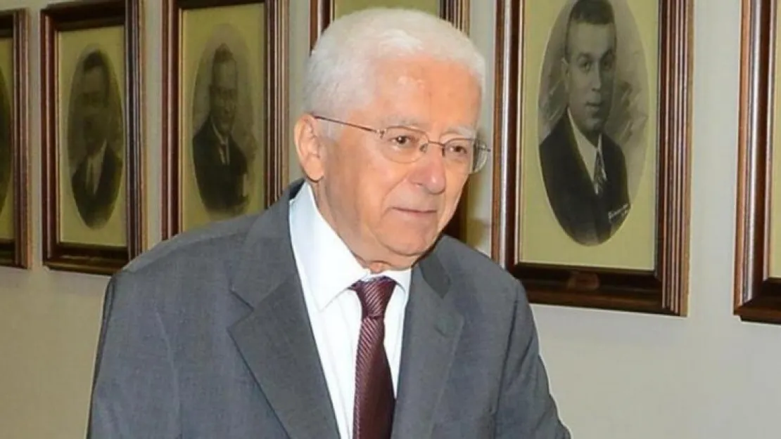 Tarhan Erdem vefat etti