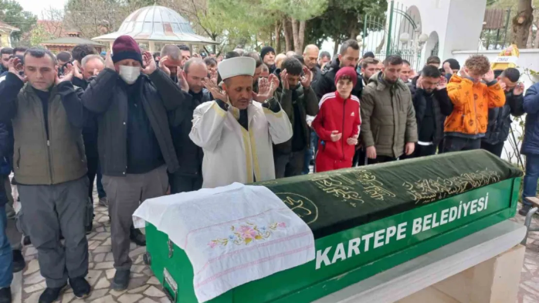 Feci şekilde can veren arkadaşlar son yolculuğuna uğurlandı
