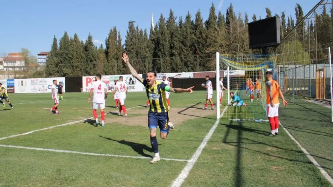 Belediye Derincespor evinde galip geldi: 1-0