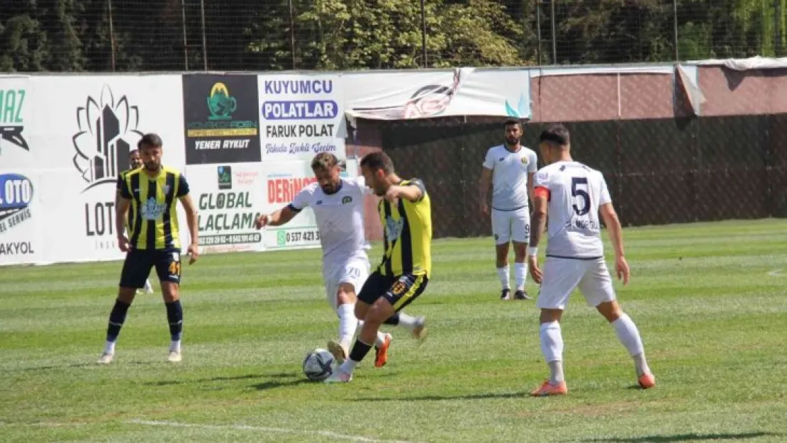 Belediye Derincespor sahasında Ağrı 1970 Spor'u mağlup etti: 3-2