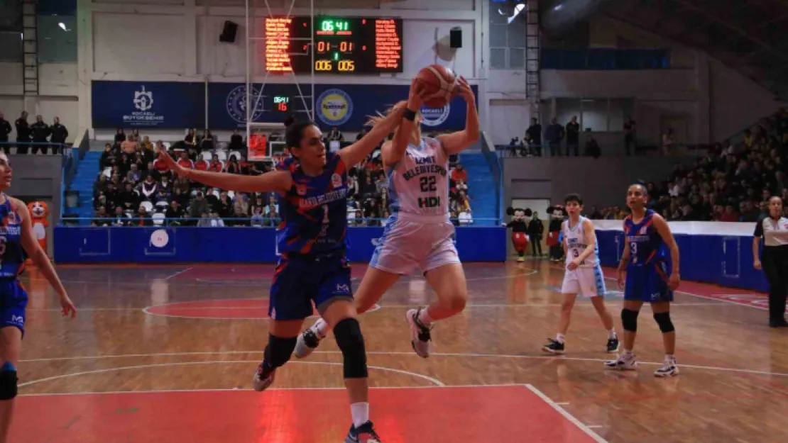 İzmit Belediyespor seriyi eşitledi