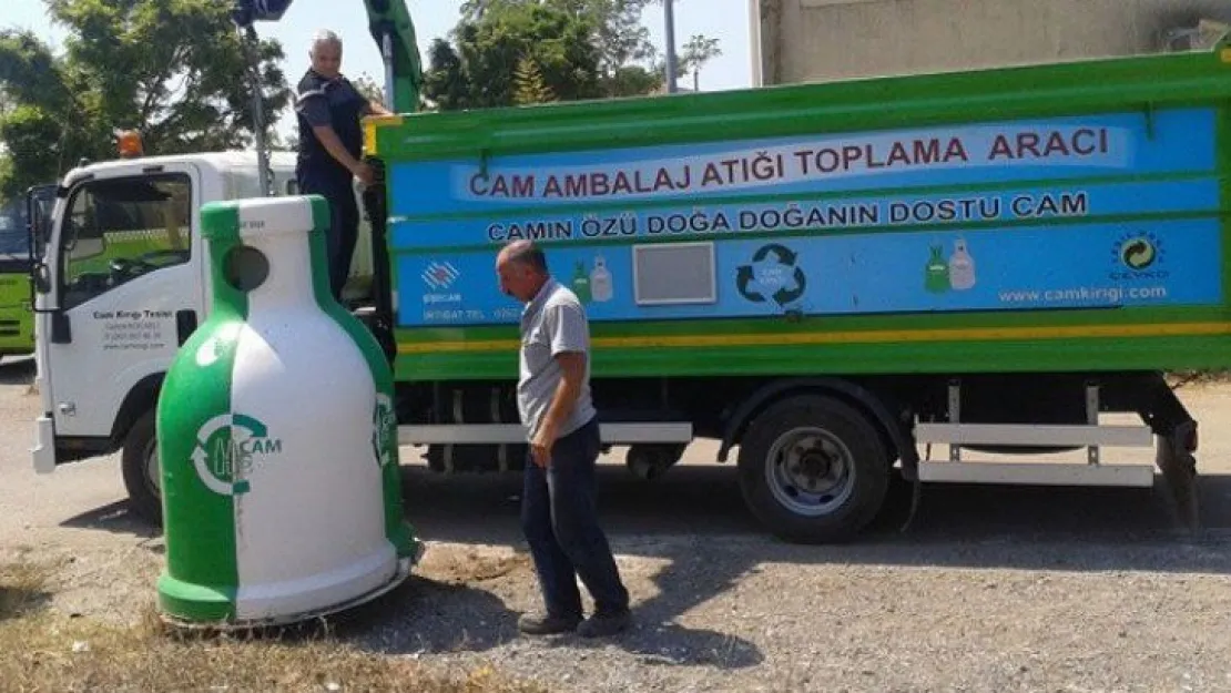 Tonlarca cam geri dönüşüme kazandırılıyor