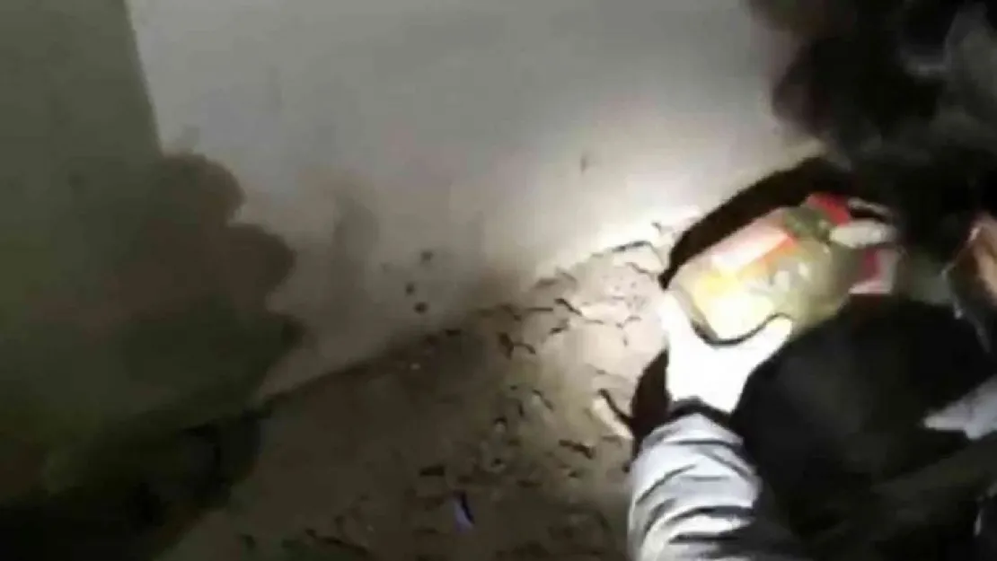 Toprak altından çok miktarda uyuşturucu çıktı