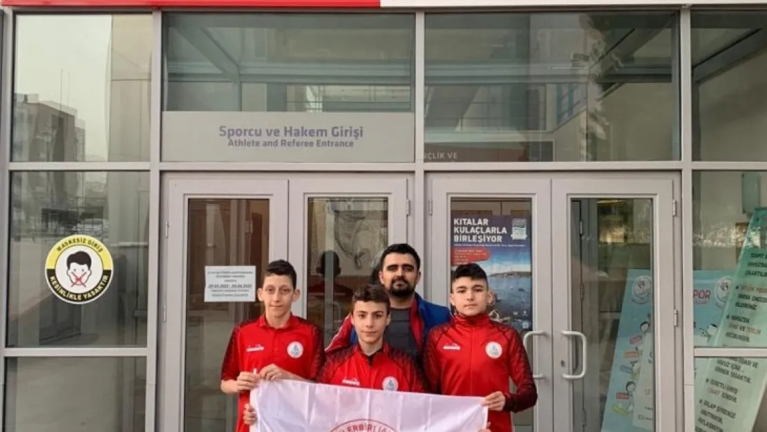 Trabzon'dan madalyalarla döndüler
