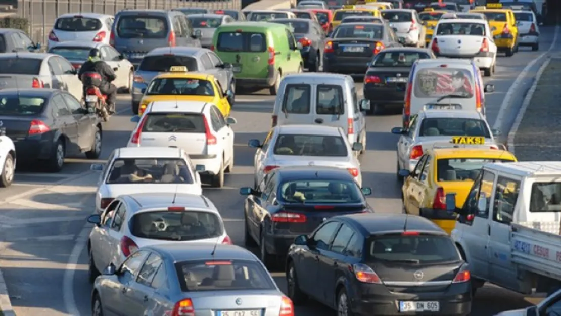 Trafiğe kaydı yapılan kaç taşıt var?