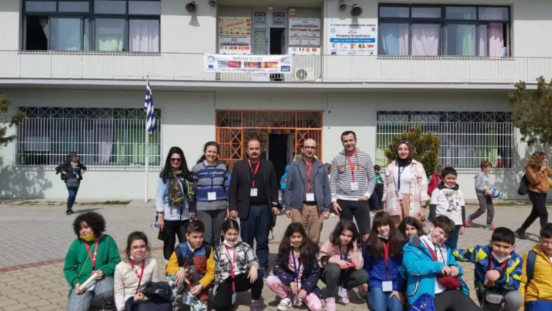 Türkan Dereli İlkokulu Yunanistan'da