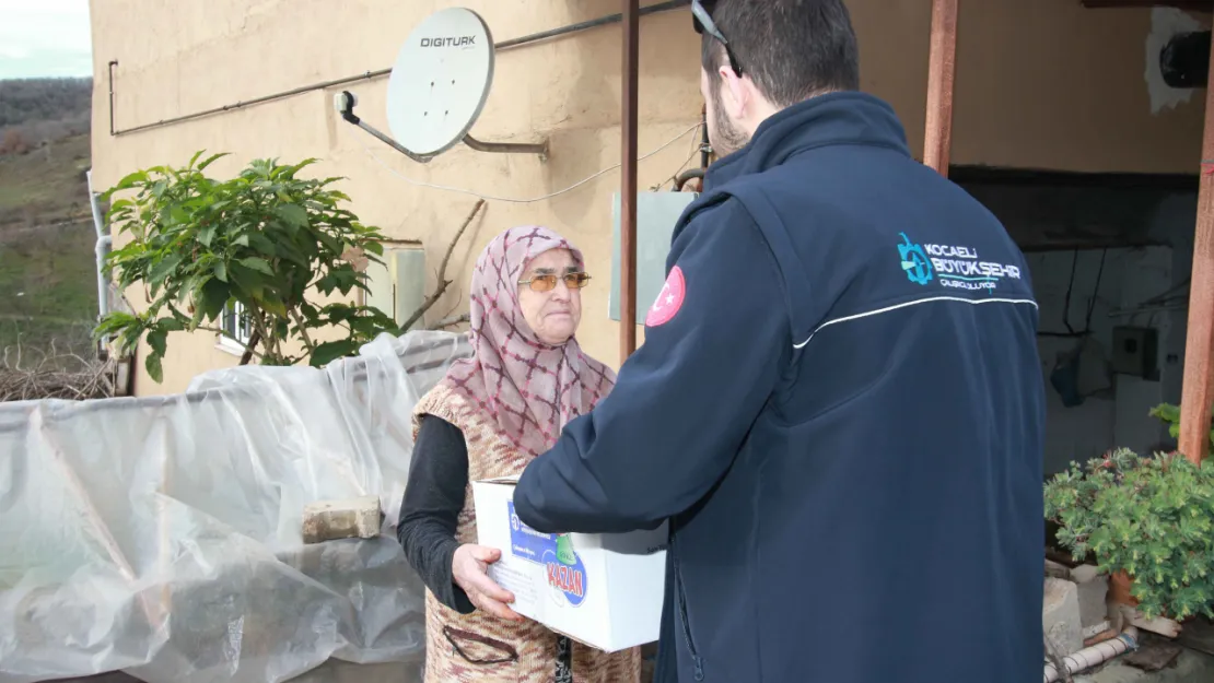 Tutuş çiftine Büyükşehir'den sıcak yemek