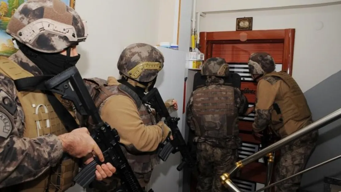 'Ucuz konteyner' dolandırıcılarına eş zamanlı operasyon