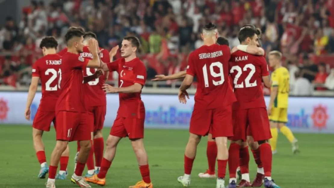 Türkiye Litvanya'yı zorlanmadan geçti: 2-0