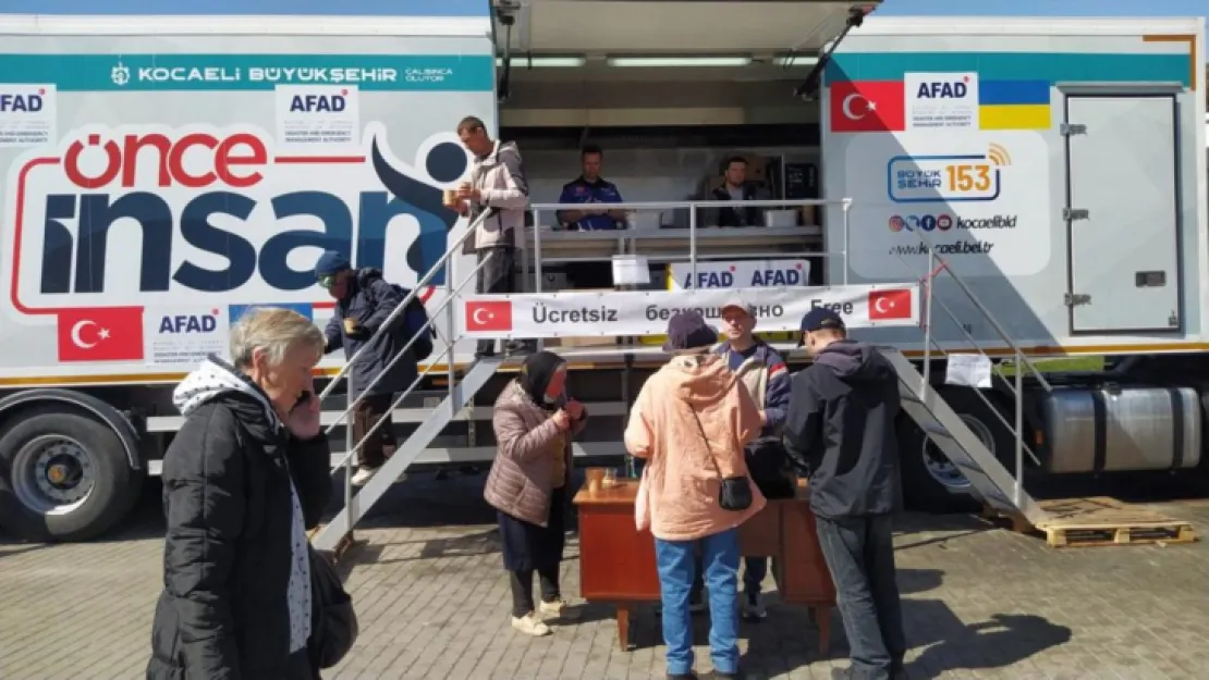 Ukrayna'daki mobil yemek tırı yurda döndü