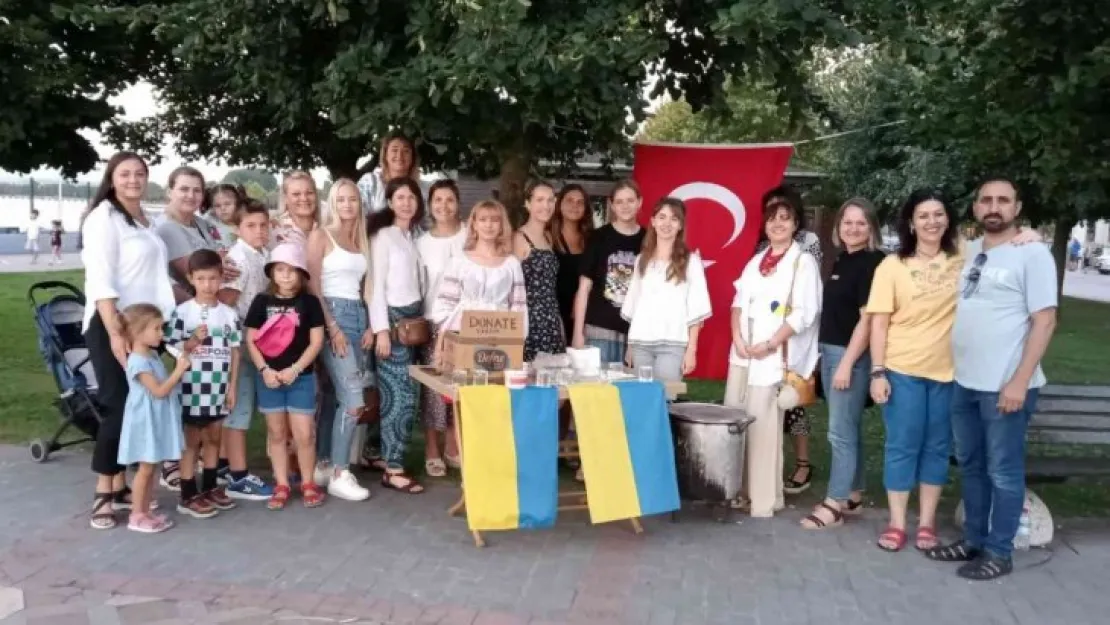 Kocaeli'de Ukraynalı kadınlardan ülkelerine destek