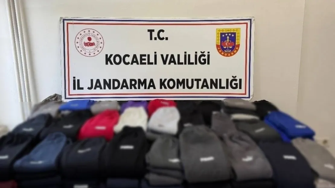 Kocaeli'de 2 bin 80 sahte giyim malzemesi ele geçirildi