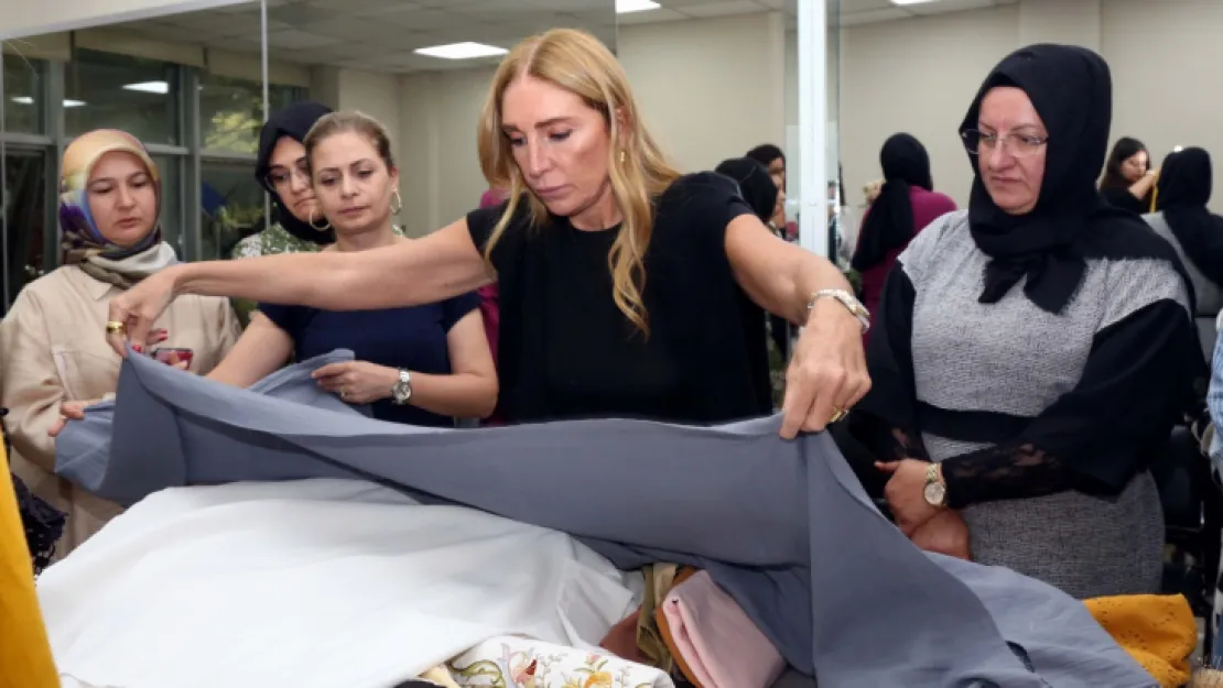 Ünlü modacı Sıfır Atık Festivali için tasarladı
