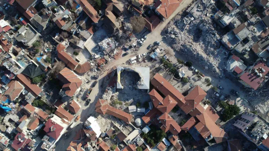 Depremzedeler için canlı yayında yardım kampanyası yapacaklar