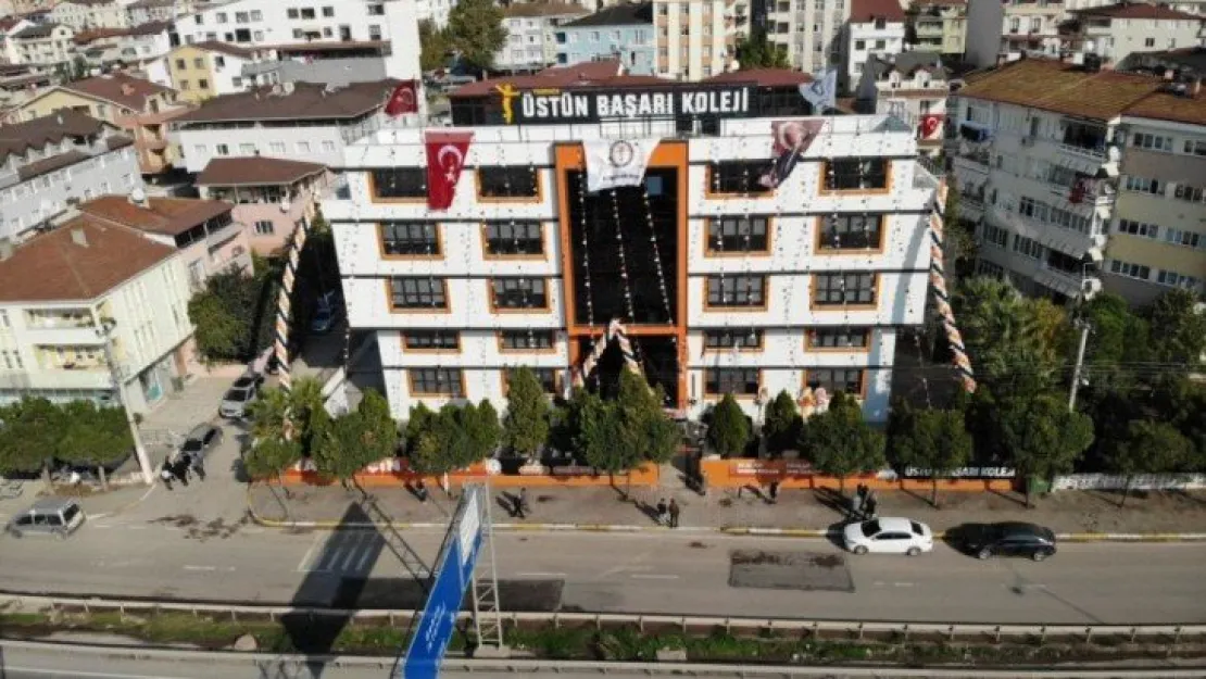 Üstün Başarı Koleji açıldı