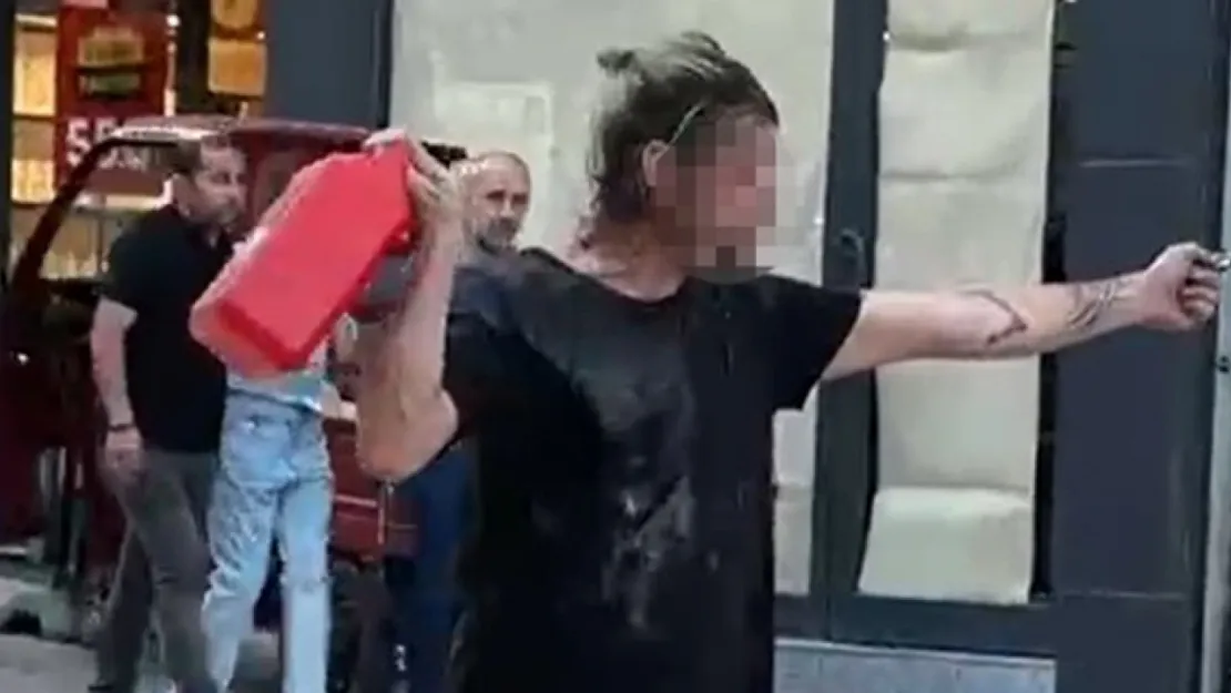 Üstüne benzin dökerek kendini yakmak istedi