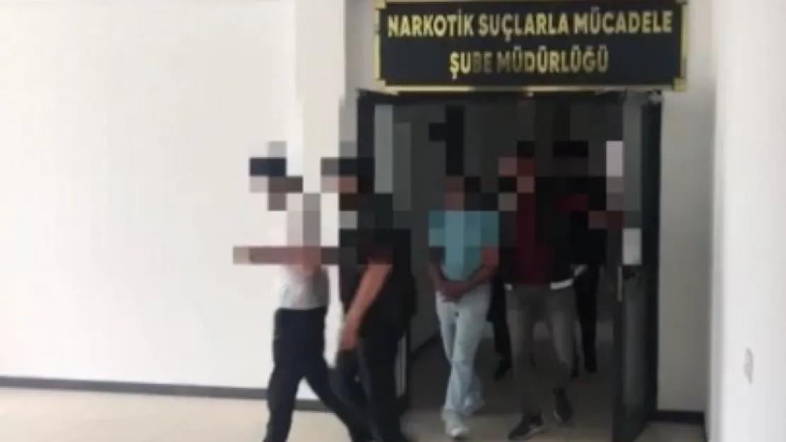 Uyuşturucudan yakalandılar: 3'ü tutuklandı