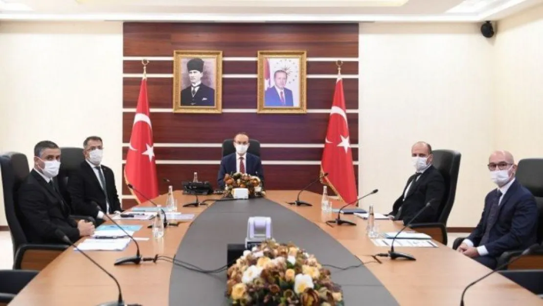Vali Seddar Yavuz hızlı başladı!