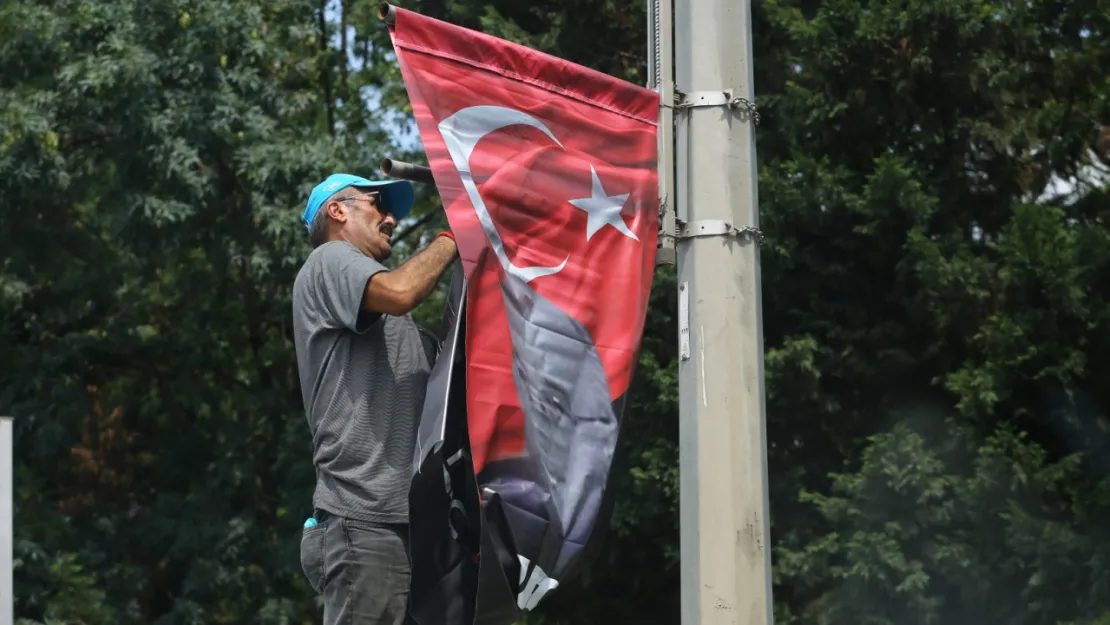 Vatana Can Verenler'i minnetle anıyoruz