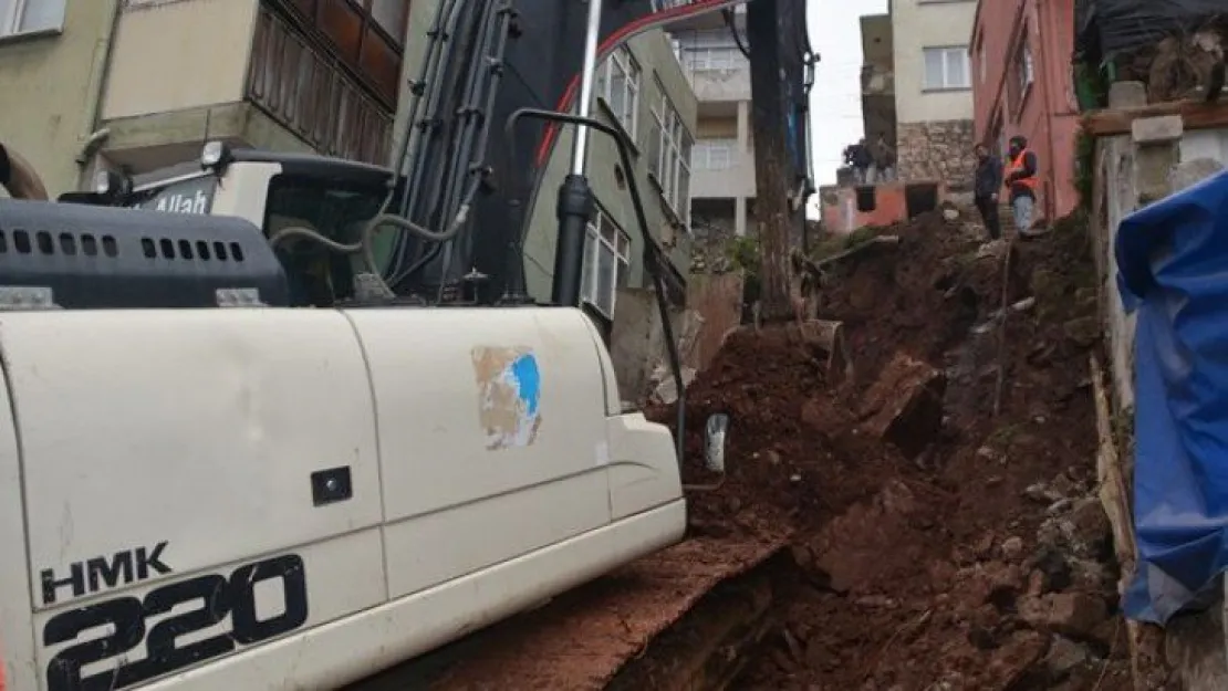Vatandaşların 2 yıllık istinat duvarı sorunu çözülüyor