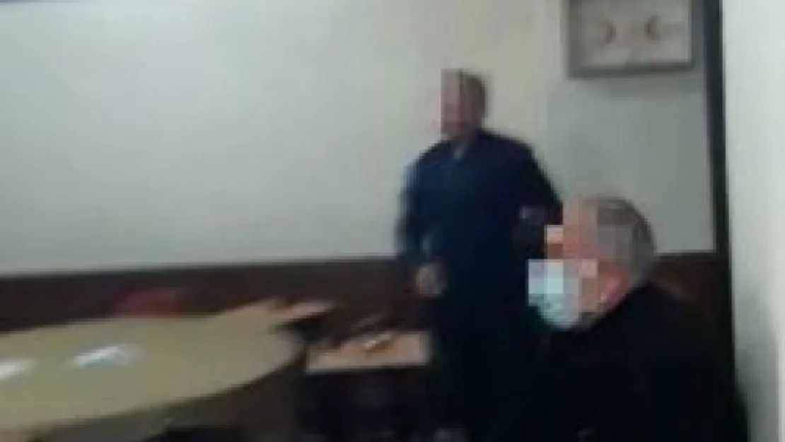 Virüse inat kumar oynarken yakalanan 12 kişiye ceza kesildi