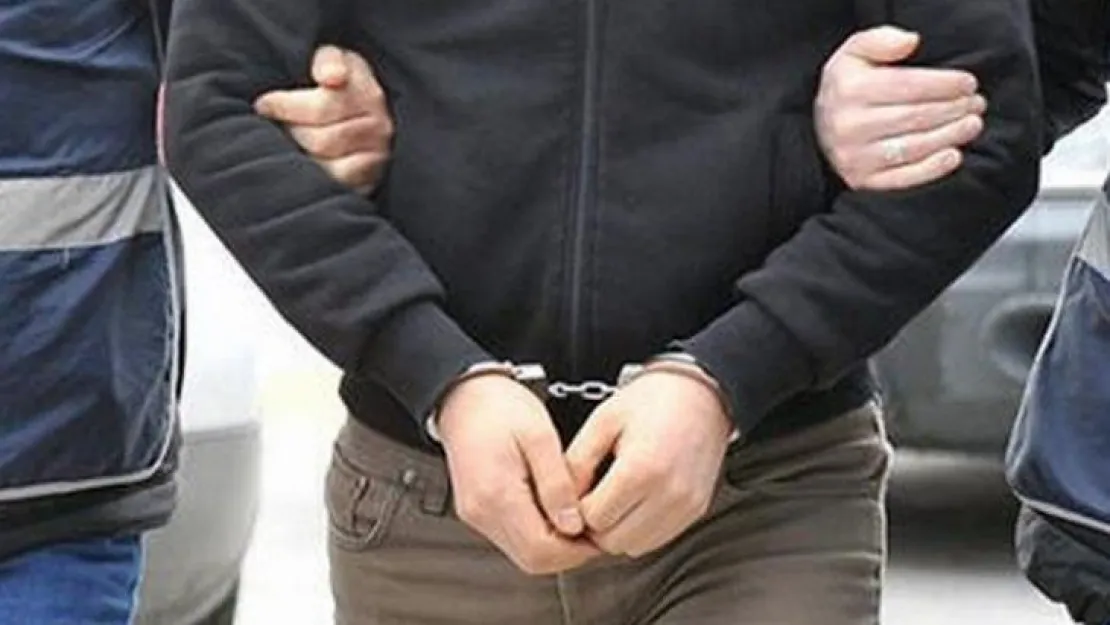 'Virüslüyüm' dedi gözaltına alındı!