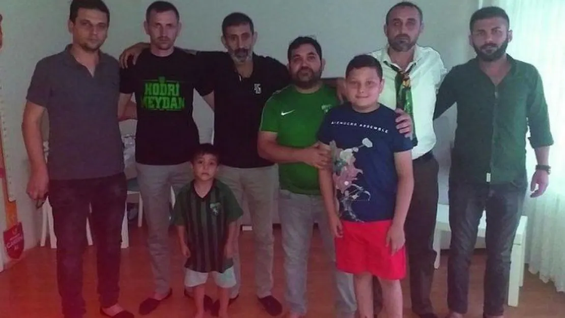 Yaralanan taraftara moral ziyareti