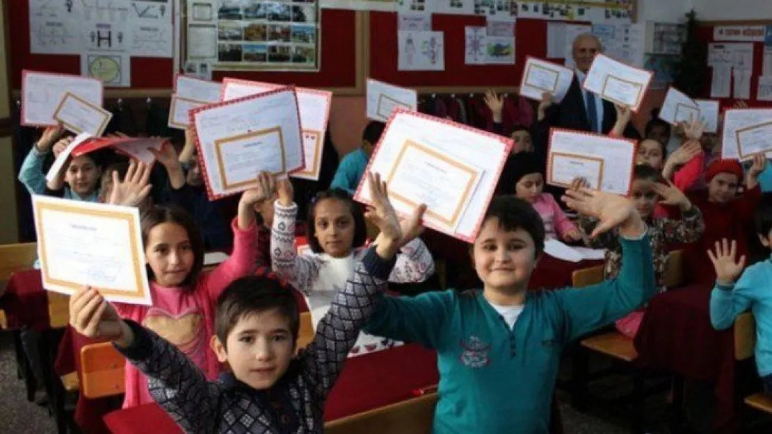 Yarın karne günü! Sömestr başlıyor
