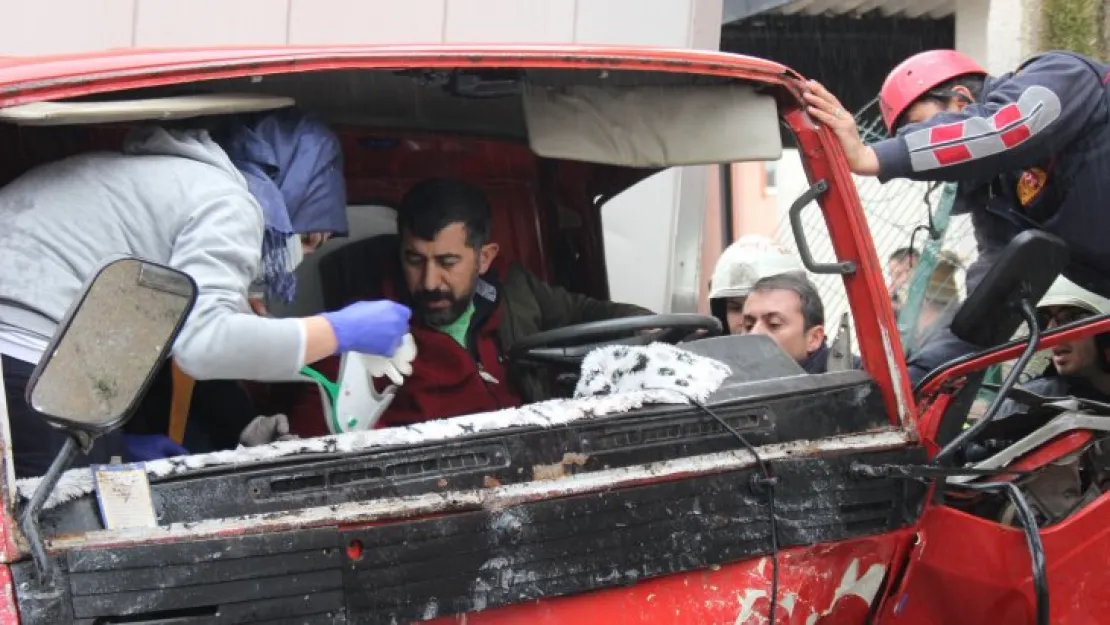 Yasak yolu kullanınca ortalık savaş alanına döndü