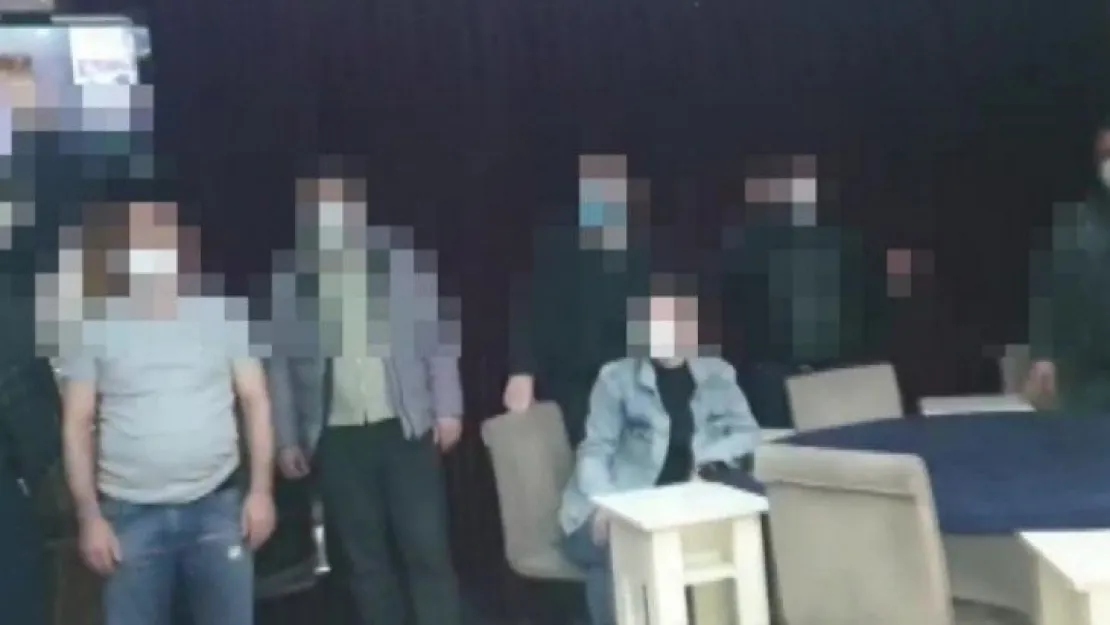 Yasaklara rağmen kumar oynayan şahıslara polis baskını!