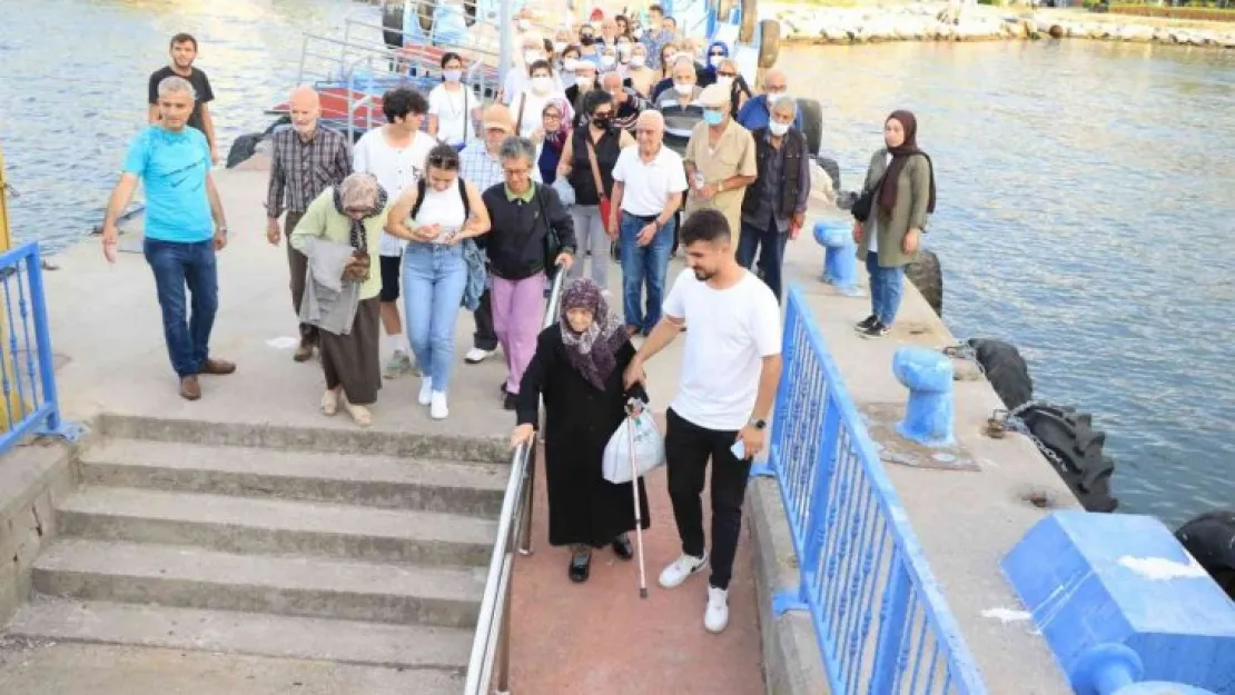 Yaşlı ve özel bireylere mehtap turu