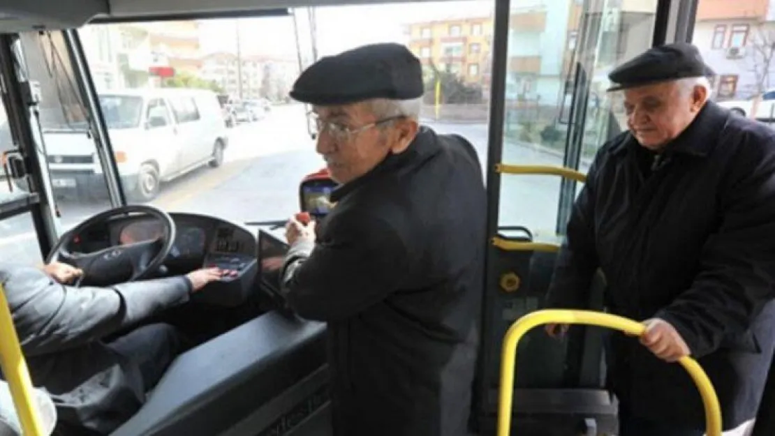 Yaşlıların ücretsiz biniş hakkı için 2 formül