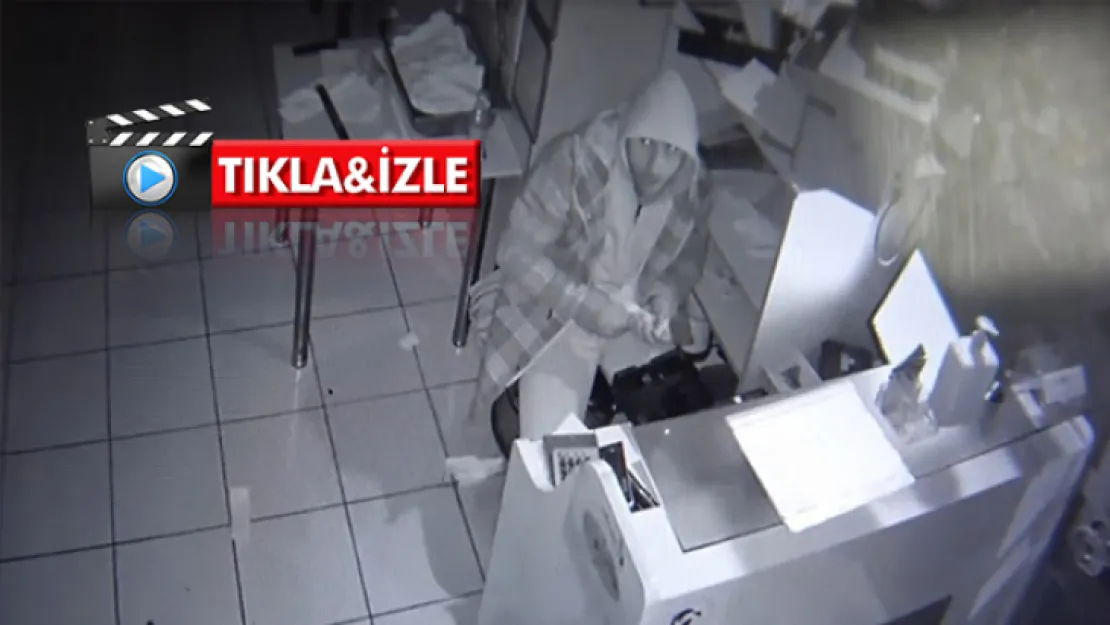 Yedi, içti, çaldı, yetmedi tuvaletini yaptı