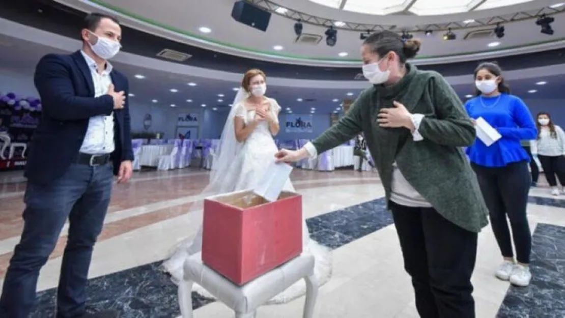 Yeni normal düzende düğünler nasıl olacak?