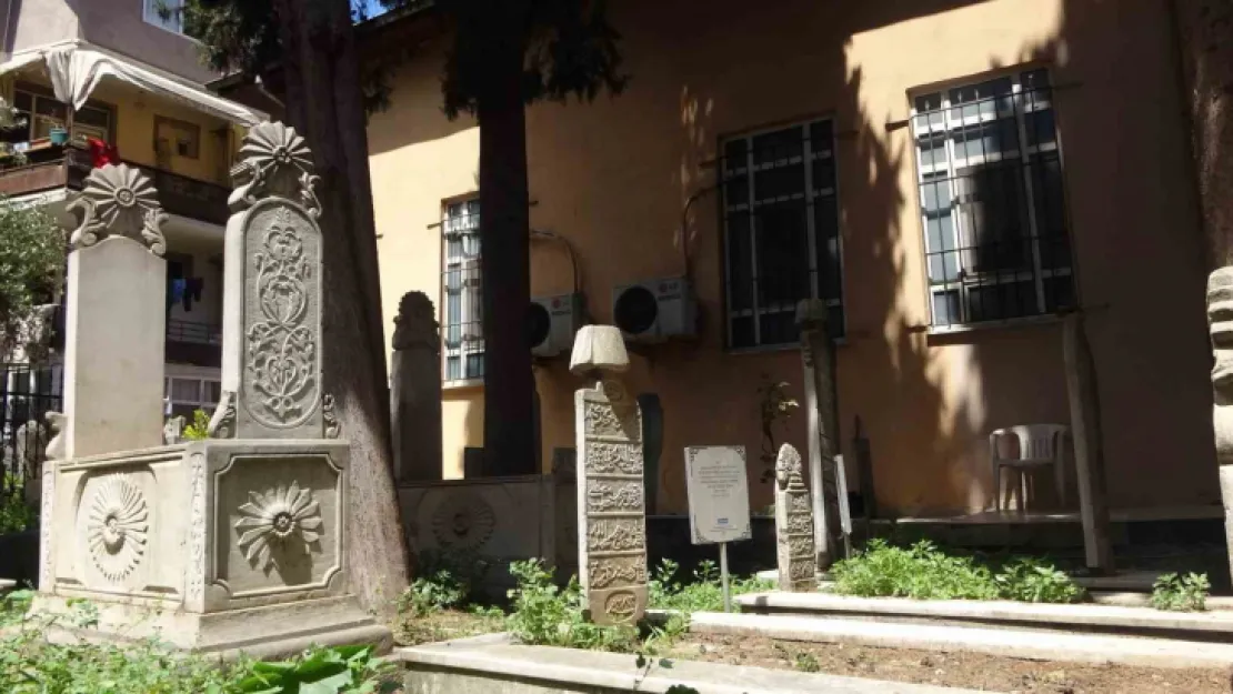 Yıllardır tarihe tanıklık ediyor