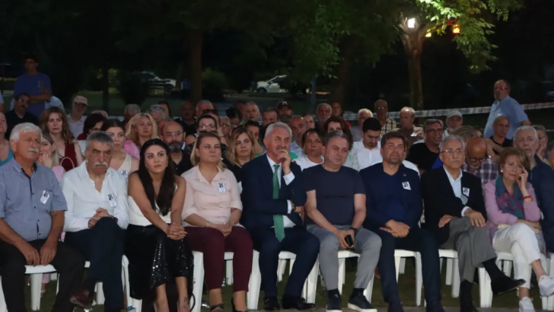 Yol arkadaşlarından Remzi Özkan için vefa gecesi