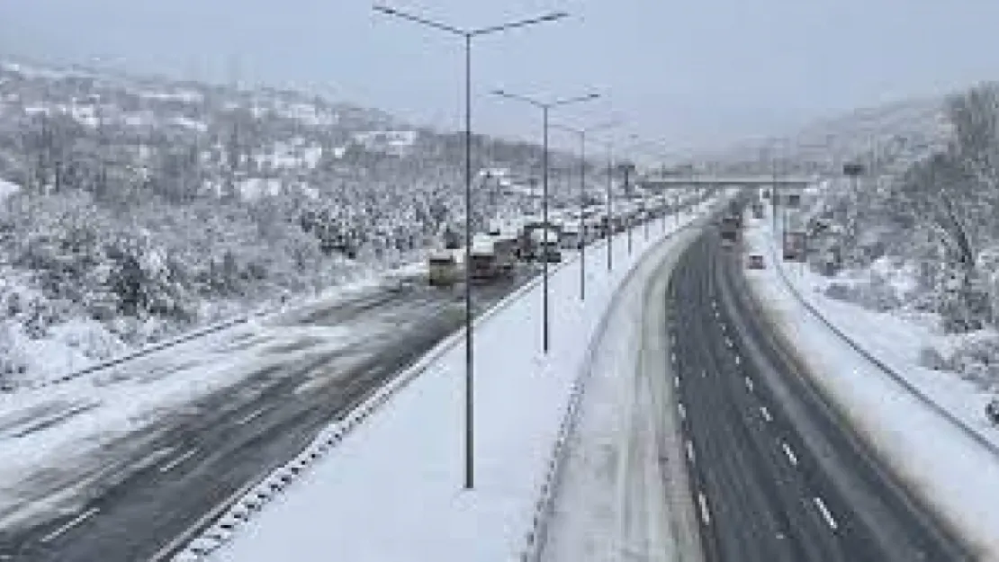 Yollar açıldı! Kocaeli'den Ankara yönüne geçişler başladı!